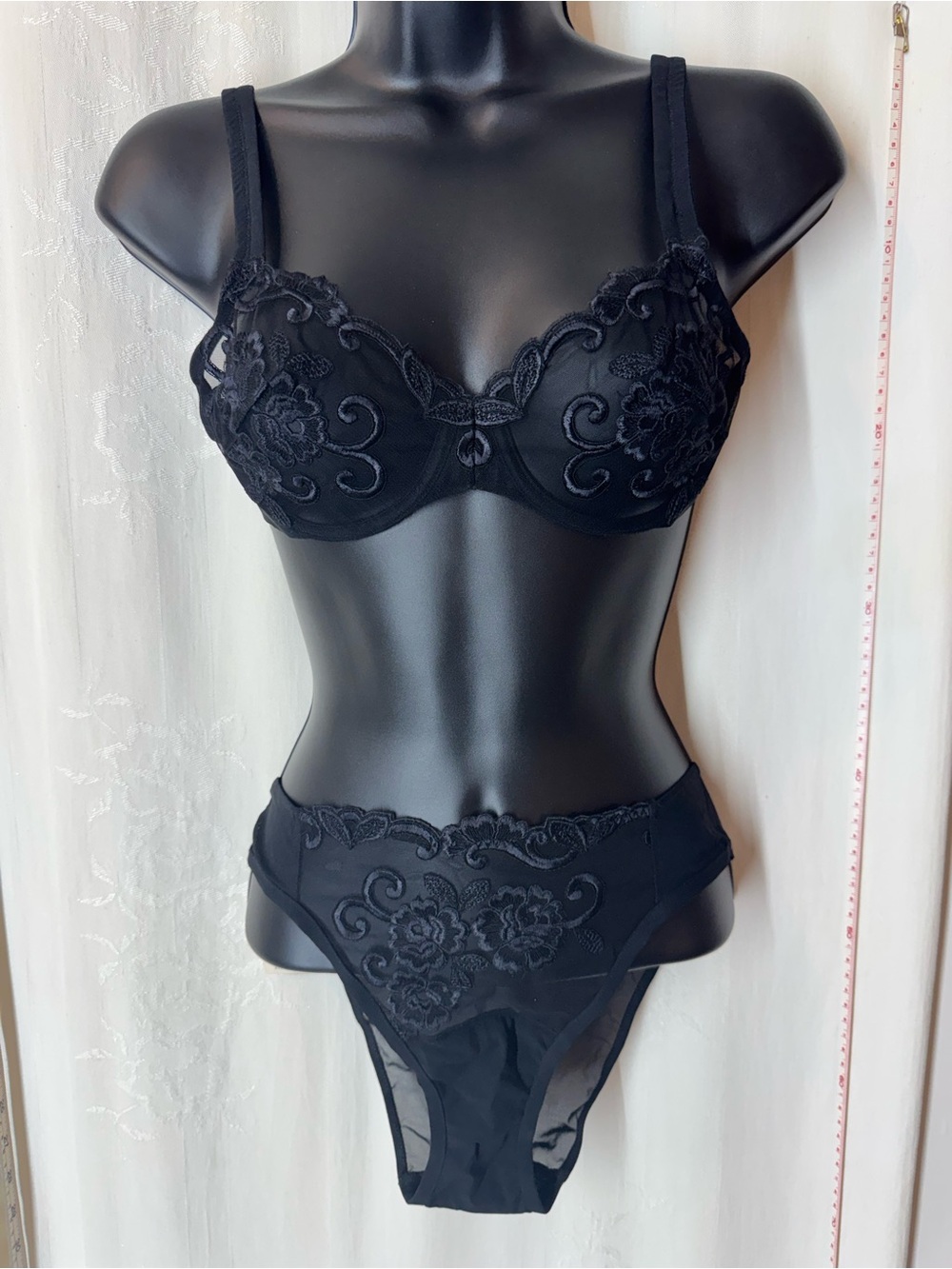 Vintage La Perla Black FloralEmbroidered Bra & High Waist Brief Set